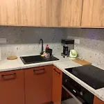 Uroczy Apartament Z Ogrodkiem